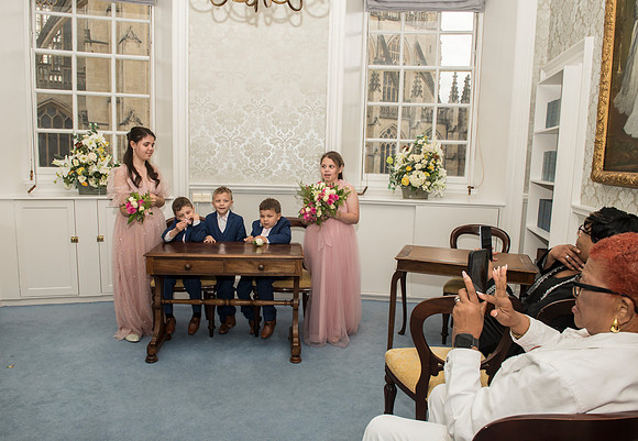 9. F&M wedding day. The Guildhall. Bath wedding photography. Beata Cosgrove Photography