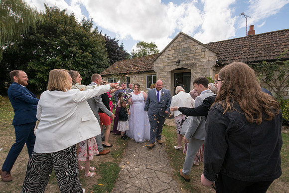 Louise & Troy wedding pictures