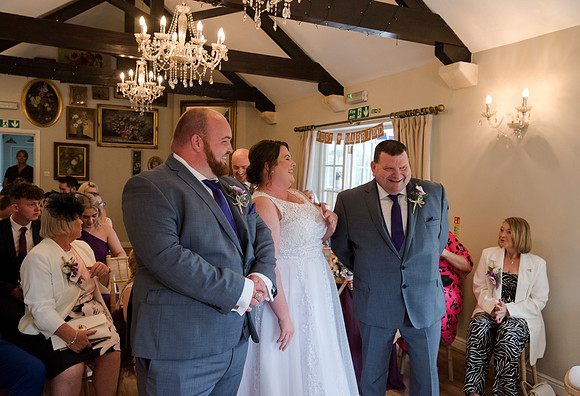 Louise & Troy wedding pictures